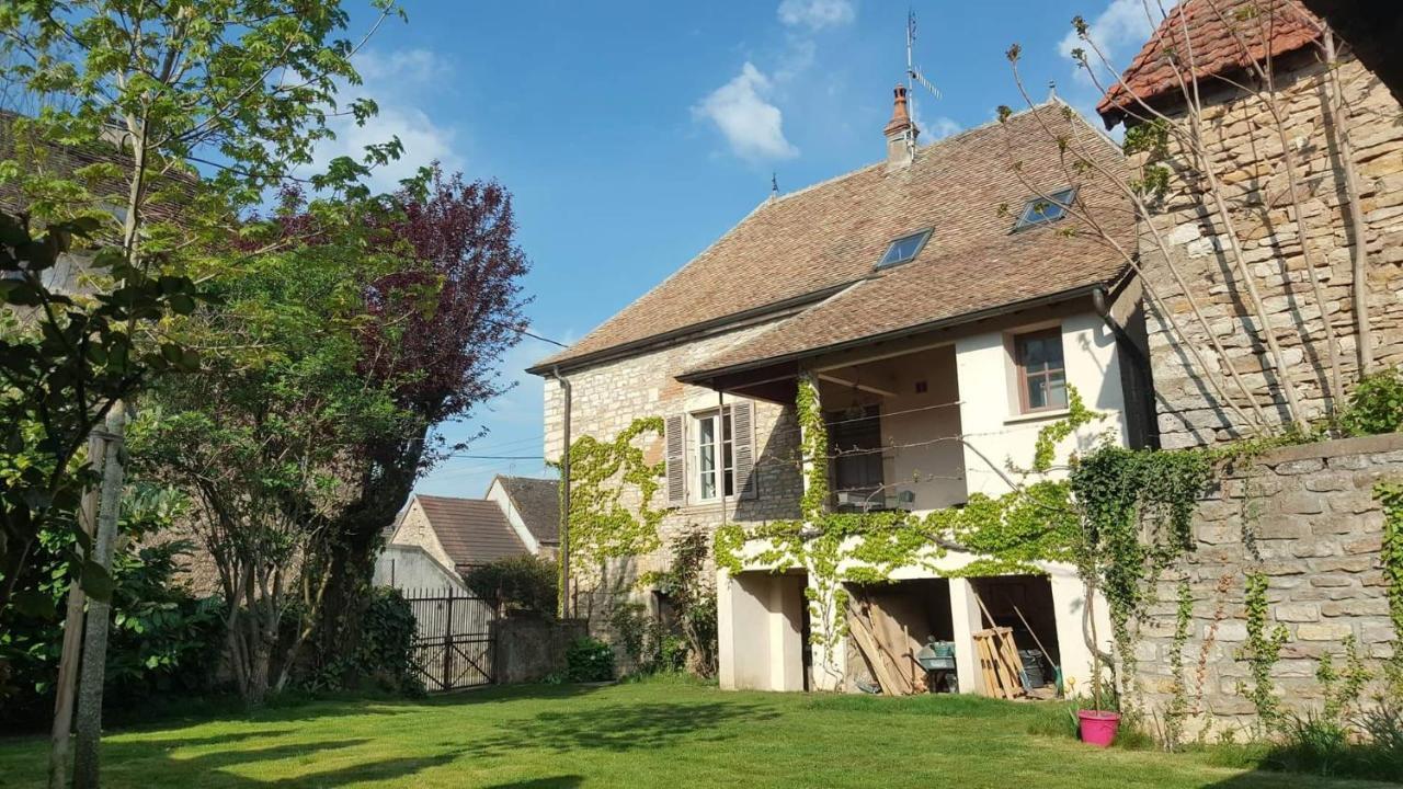 Gite Le Lavoir - Laives Exterior photo